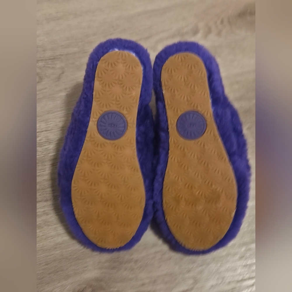 UGG Women Sandals Size 6 Brand New - Picture 3 of 5